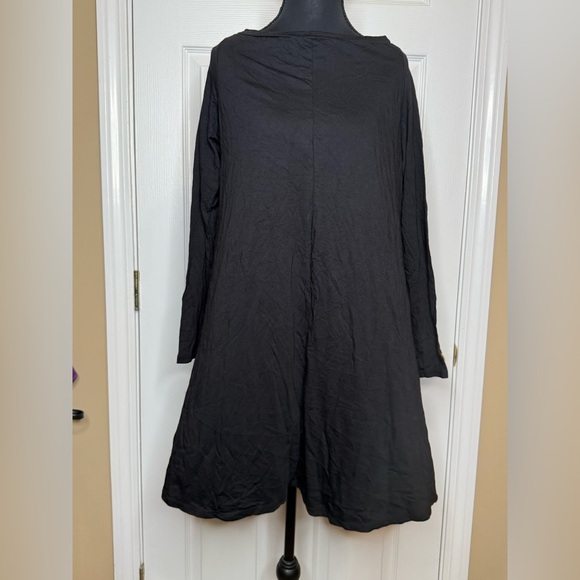 Go Couture | Classic Black Long Sleeve Swing Dress - Picture 1 of 6